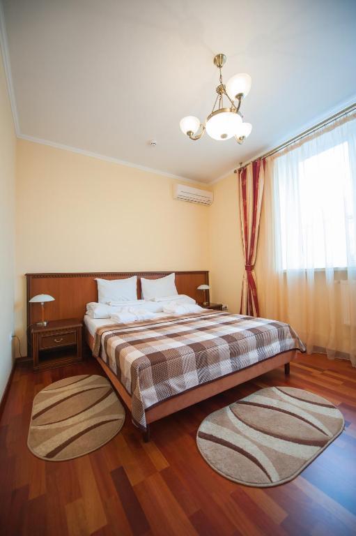 斯坦尼斯拉维夫酒店 伊万诺-弗兰科夫斯克 客房 照片